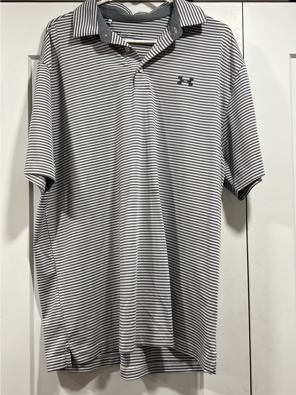 Under Armour Men’s Gray & White Striped Performance Polo